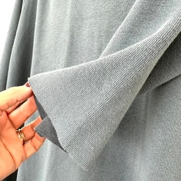 By Min Soft V-Neck Midi Dress with Side Slits - Picture 5 of 7